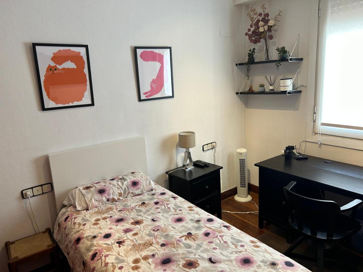 Habitacion Alhondiga Casa De Jorge Apartment บิลเบา ภายนอก รูปภาพ